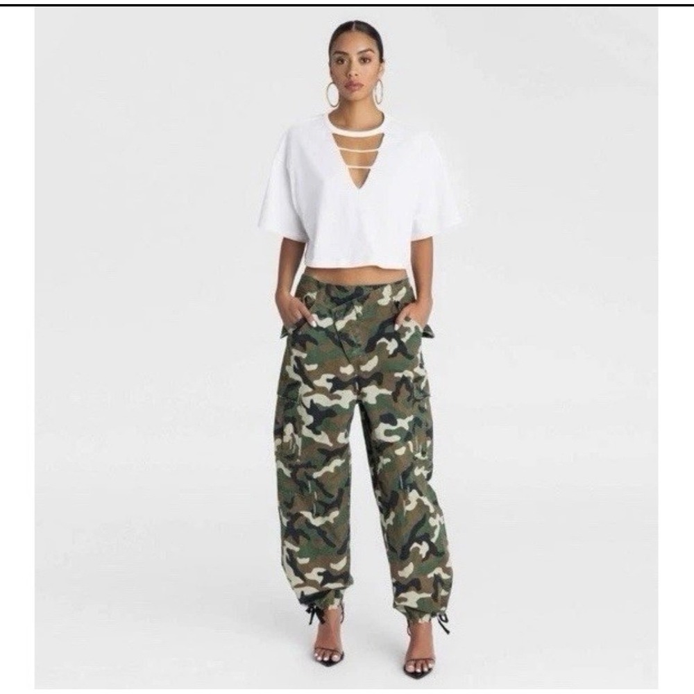 NEW KBB Kahlana Barfield Brown Target Camo Cargo Pants Green Medium